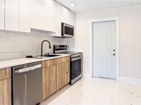 2649 NE 13th Ter, Pompano Beach FL 33064