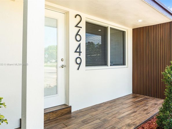 2649 NE 13th Ter, Pompano Beach FL 33064