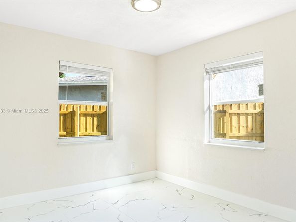 2649 NE 13th Ter, Pompano Beach FL 33064
