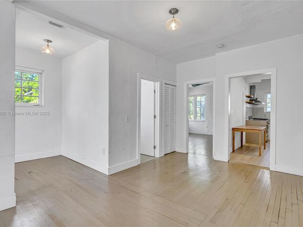 1009 Meridian Ave 16, Miami Beach FL 33139