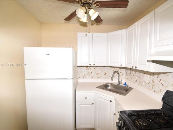 130 NE 202nd Ter S21, Miami Gardens FL 33179