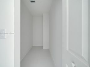 4789 NW 1st St, Miami FL 33126