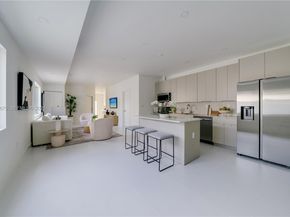 4789 NW 1st St, Miami FL 33126