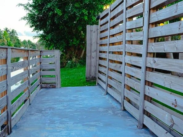 7705 NW 178th St 7705, Hialeah FL 33015