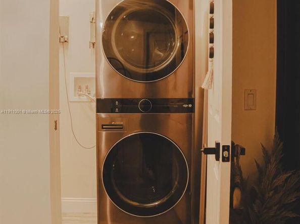 7705 NW 178th St 7705, Hialeah FL 33015