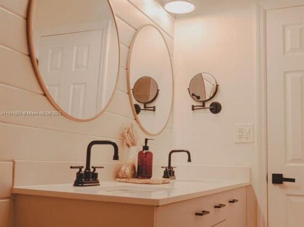 7705 NW 178th St 7705, Hialeah FL 33015