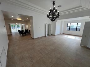 4575 Post Ave, Miami Beach FL 33140