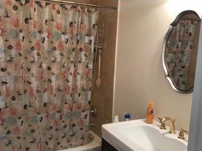 4575 Post Ave, Miami Beach FL 33140