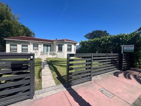 4575 Post Ave, Miami Beach FL 33140