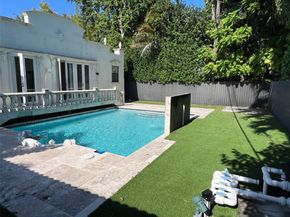 4575 Post Ave, Miami Beach FL 33140