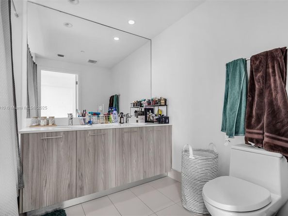 501 NE 31st St 2308, Miami FL 33137