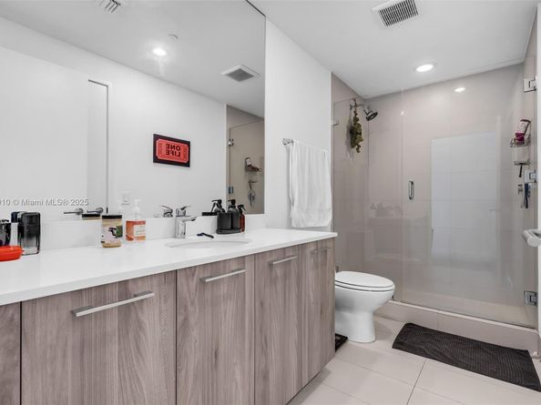 501 NE 31st St 2308, Miami FL 33137