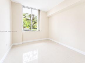 1871 NW S River Dr A04, Miami FL 33125