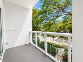 1871 NW S River Dr A04, Miami FL 33125