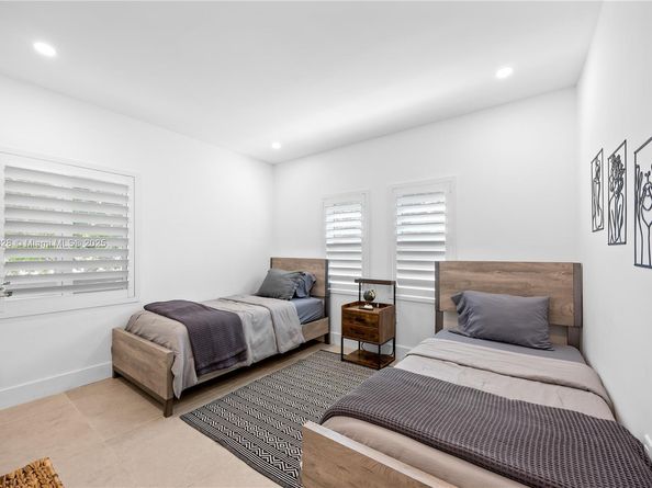 11 NW 45th St, Miami FL 33127