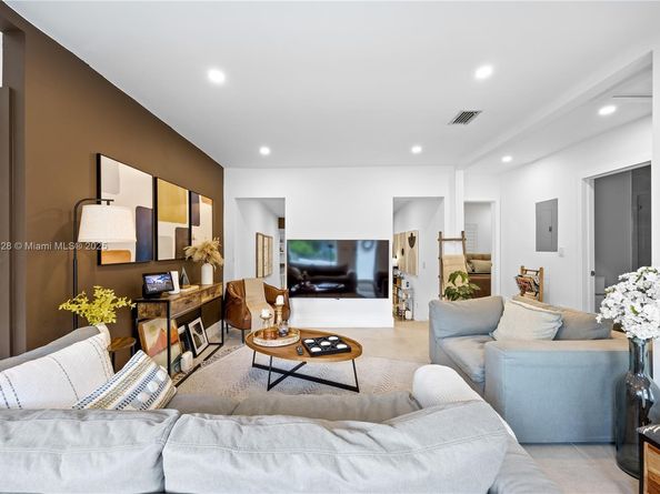 11 NW 45th St, Miami FL 33127