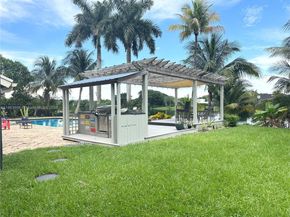 960 Bayberry Point Dr, Plantation FL 33324