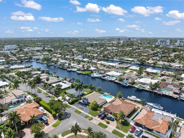 321 SE 4th St, Pompano Beach FL 33060