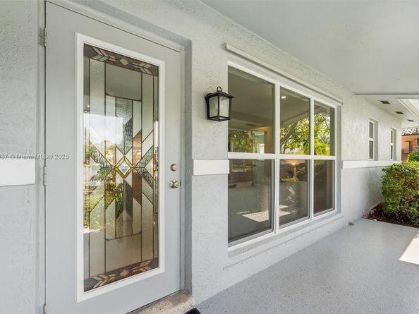 321 SE 4th St, Pompano Beach FL 33060