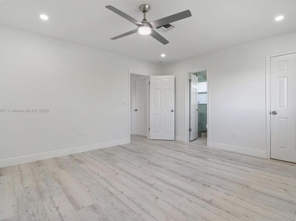 321 SE 4th St, Pompano Beach FL 33060