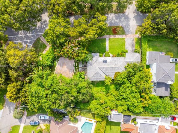 3807 Durango St, Coral Gables FL 33134