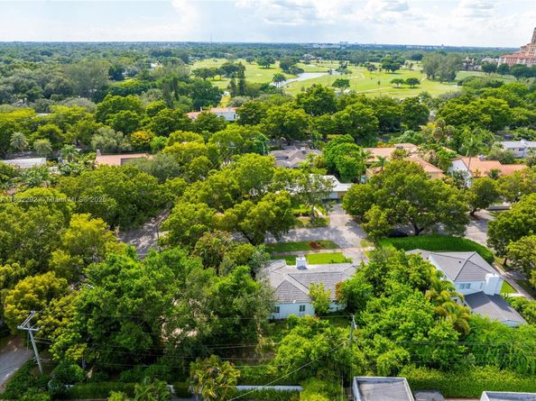 3807 Durango St, Coral Gables FL 33134