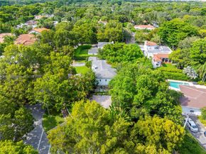 3807 Durango St, Coral Gables FL 33134
