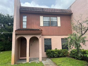 12 Madrid Ln