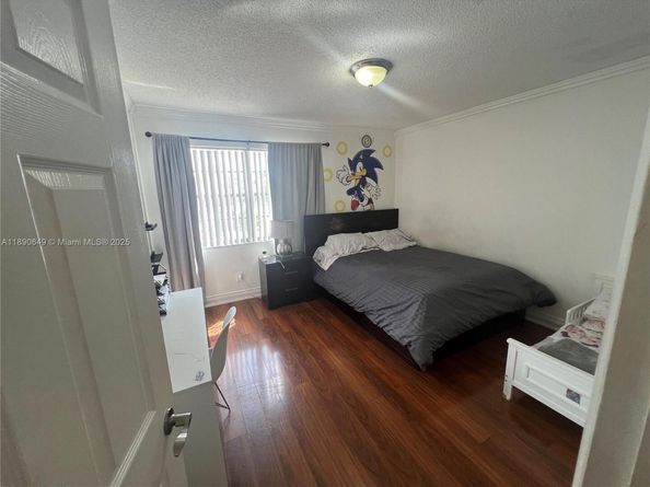 12 Madrid Ln 118, Davie FL 33324