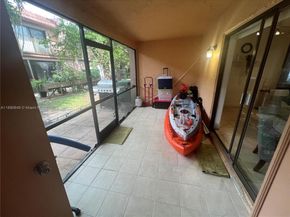 12 Madrid Ln 118, Davie FL 33324