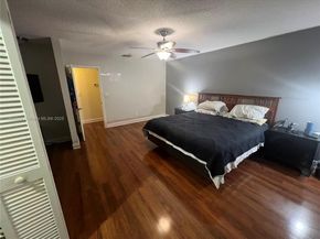 12 Madrid Ln 118, Davie FL 33324