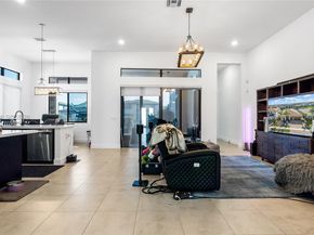 10530 S Lago Vista Cir, Parkland FL 33076