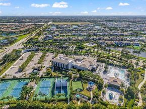 10530 S Lago Vista Cir, Parkland FL 33076