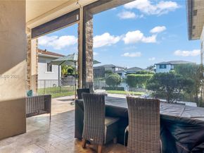 10530 S Lago Vista Cir, Parkland FL 33076