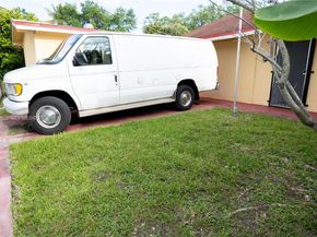 2323 SW 17th Ter, Miami FL 33145