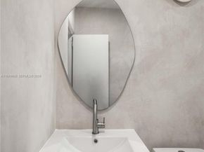 8031 NW 12th Ct, Miami FL 33147