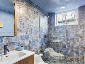 1071 NE 85th St, Miami FL 33138