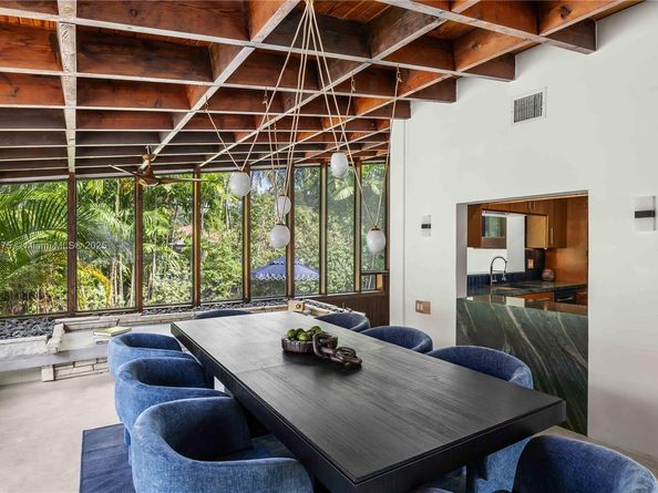 1071 NE 85th St, Miami FL 33138