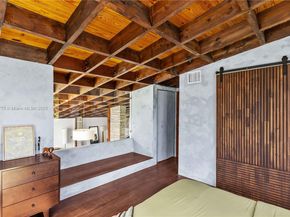 1071 NE 85th St, Miami FL 33138