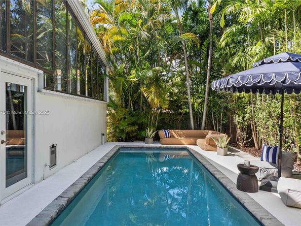 1071 NE 85th St, Miami FL 33138