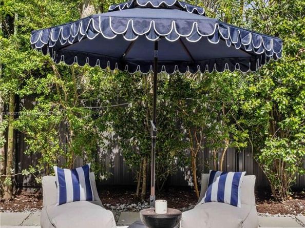 1071 NE 85th St, Miami FL 33138