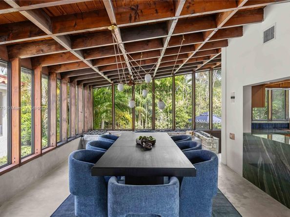 1071 NE 85th St, Miami FL 33138