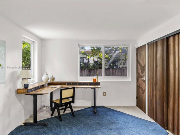 1071 NE 85th St, Miami FL 33138