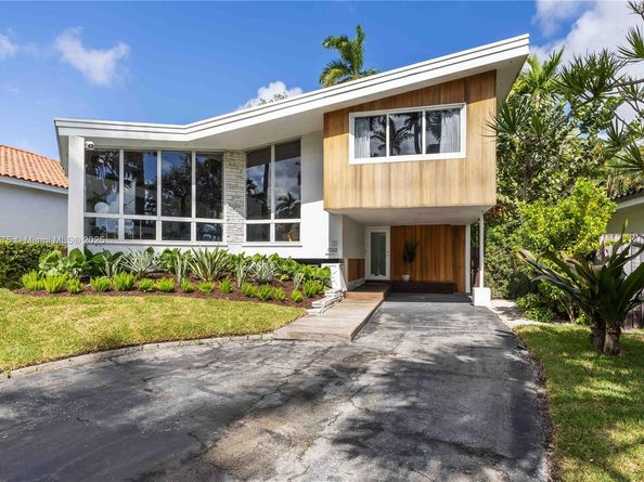 1071 NE 85th St, Miami FL 33138