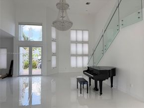 3030 NE 42nd St, Fort Lauderdale FL 33308