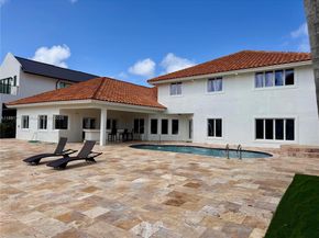 3030 NE 42nd St, Fort Lauderdale FL 33308