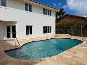 3030 NE 42nd St, Fort Lauderdale FL 33308