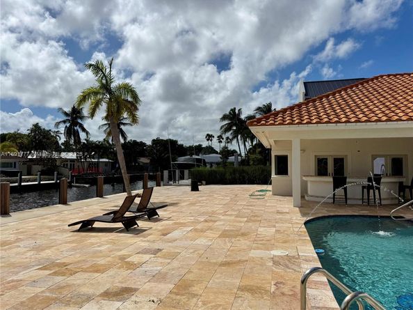 3030 NE 42nd St, Fort Lauderdale FL 33308