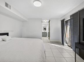 1171 SW 118th Ter, Davie FL 33325