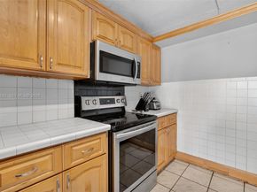 1171 SW 118th Ter, Davie FL 33325